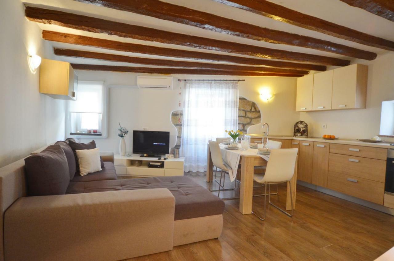 Apartment Eleni Rovinj Exterior foto